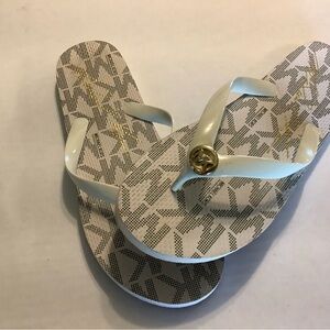 Michael Kors Flip Flop Size 10 M